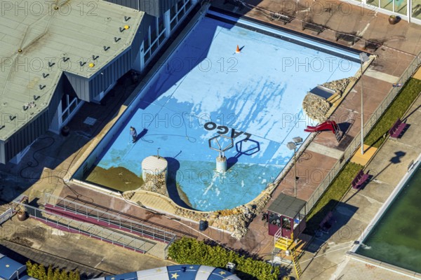 Aerial view, LAGO Die Therme, swimming pool outdoor pool and wellness centre, Börnig, Herne, Ruhr area, North Rhine-Westphalia, Germany, bathing establishment, bathing resort, DE, Europe, outdoor pool, leisure activities, indoor pool, aerial view, aerial photography, aerial photography, swimming pool, swimming pool, overview, bird's-eye view, overview