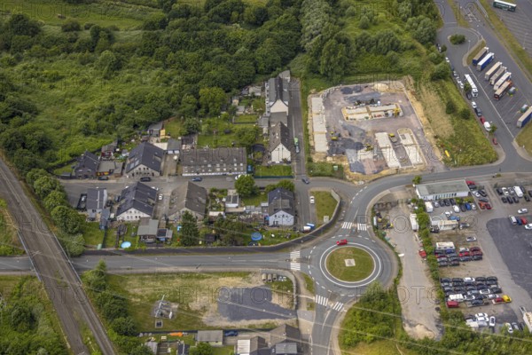 Aerial view, roundabout Zum Logistikpark and Schlossstraße with construction site Ginsterweg, Unser Fritz, Herne, Ruhr area, North Rhine-Westphalia, Germany, construction work, construction area, building site, building plots, construction project, construction site, DE, Europe, aerial view, aerial photography, aerial photography, overview, bird's-eye view, overview, linksderA43, HernelinksderA43