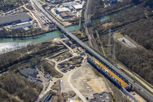 Aerial view, Rhine-Herne Canal, Emscher Bridge Rollbahn (Wanne-Eickel - Hamburg), motorway bridge A43, Baukau, Herne, Ruhr area, North Rhine-Westphalia, Germany, bridge, DE, Europe, canal, aerial view, aerial photography, aerial photography, overview, bird's-eye view, overview
