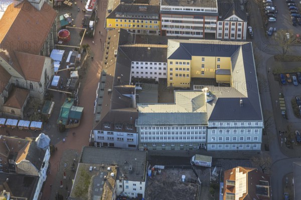 Aerial view, town hall and educational centre on the market square, pedestrian zone with Christmas market, centre, Hamm, Ruhr area, North Rhine-Westphalia, Germany