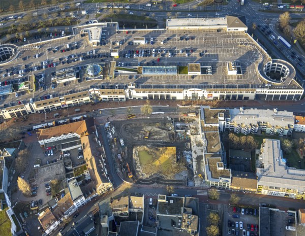 Aerial view, Allee-Center shopping centre with parking deck and Ritterpassage construction site with demolition, Mitte, Hamm, Ruhr area, North Rhine-Westphalia, Germany