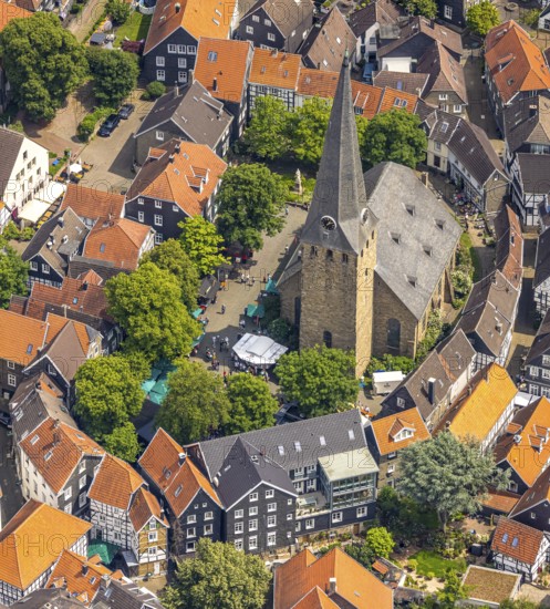Aerial view, historical old town centre with St.-Georg-Kirche and town festival on the church square, red roofs and green trees, Hattingen, Ruhr area, North Rhine-Westphalia, Germany, Old Town, place of worship, City, DE, Europe, religious community, place of worship, property tax, holy place, real estate, church, parish, denomination, aerial view, aerial photography, aerial photography, religion, religious site, city centre, overview, bird's-eye view, residential area, living and life, residential area, quality of life, residential quarter, housing estate, residential district, birds-eyes view, overview