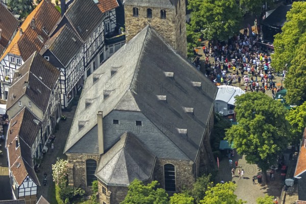 Aerial view, historical old town centre with St.-Georg-Kirche and town festival on the church square, red roofs and green trees, Hattingen, Ruhr area, North Rhine-Westphalia, Germany, Old Town, place of worship, City, DE, Europe, religious community, place of worship, property tax, holy place, real estate, church, parish, denomination, aerial view, aerial photography, aerial photography, religion, religious site, city centre, overview, bird's-eye view, residential area, living and life, residential area, quality of life, residential quarter, housing estate, residential district, birds-eyes view, overview