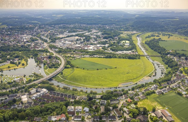 Aerial view, Ruhrbogen mit Leinpfad und Ruhraue Im Klyffer Feld, Ruhrbrücke Bochumer Straße and right railway bridge Hattingen, view to the industrial area Beuler Höhe and city forest, Hattingen, Ruhr area, North Rhine-Westphalia, Germany, DE, Europe, commercial enterprises, commercial area, commercial property, commercial park, commercial location, commercial use, industrial area, industrial location, aerial view, aerial photography, aerial photography, overview, bird's eye view, birds-eyes view, overview