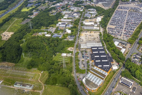 Aerial view, commercial area Beuler Höhe and commercial area Nierenhofer Straße, former O&K site for planned city quarter, currently large car park with hundreds of cars, Hattingen police station, Rosenthal, Hattingen, Ruhr area, North Rhine-Westphalia, Germany, cars, DE, development, Europe, vehicles, areas, buildings, site, commercial, commercial enterprises, commercial area, commercial property, commercial park, commercial site, commercial use, large car park, hundreds of cars, industry, industrial area, industrial site, infrastructure, aerial view, aerial photography, aerial photography, Nierenhofer Straße, car park, police, police station, region, urban development, urban planning, streets, structure, urban, overview, urban, bird's-eye view, former O&K site, planned urban quarter, modern use, overview, overview, public services