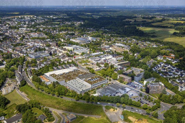 Aerial view, local view residential area at Südring and Parkstraße, Wilhelm Schlechtendahl und Söhne GmbH factory premises, Leubeck, Heiligenhaus, Ruhr area, North Rhine-Westphalia, Germany, DE, Europe, aerial view, aerial photography, aerial photography, overview, bird's-eye view, overview