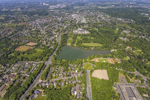 Aerial view, Berger See and neighbouring Schloss Berge with castle park, moated castle and hotel, Knappschaft Kliniken Gelsenkirchen-Buer and Rehaklinik Berger See, on the left district sports facility Lohmühle, above city view district Buer, Erle, Gelsenkirchen, Ruhr area, North Rhine-Westphalia, Germany