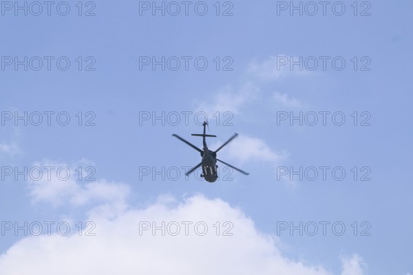 Turkish Air Force helicopters and fighter jets perform aerobatic maneuvers during Teknofest aerospace and technology festival. Gaziantep, Türkiye. September 24, 2020, Gaziantep, Gaziantep, Türkiye