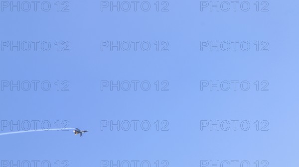 Turkish Air Force helicopters and fighter jets perform aerobatic maneuvers during Teknofest aerospace and technology festival. Gaziantep, Türkiye. September 24, 2020, Gaziantep, Gaziantep, Türkiye