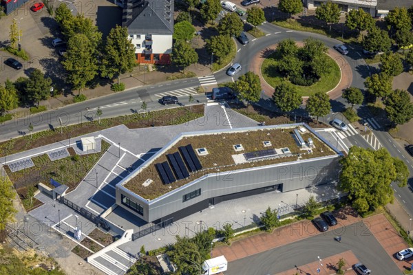 Aerial view, new integration house / health centre with café at the neighbourhood square in the SportPark Mottbruch, SuS Schwarz Blau Gladbeck, Brauck, Gladbeck, Ruhr area, North Rhine-Westphalia, Germany