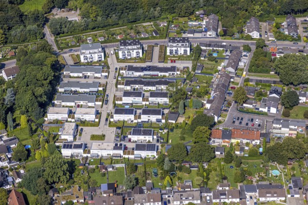 Aerial view, residential area housing estate Alter Sportplatz with flat roof bungalows, Brauck, Gladbeck, Ruhr area, North Rhine-Westphalia, Germany