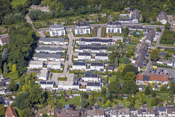 Aerial view, residential area housing estate Alter Sportplatz with flat roof bungalows, Brauck, Gladbeck, Ruhr area, North Rhine-Westphalia, Germany