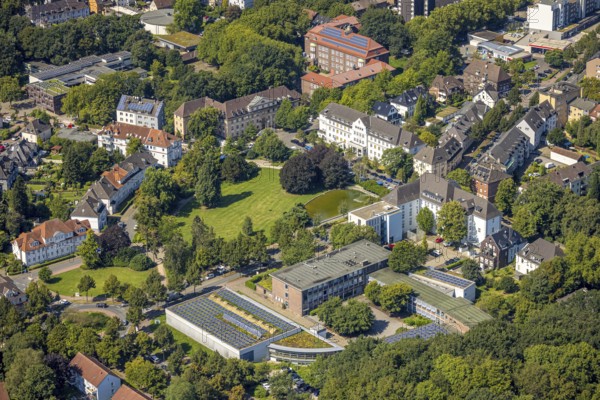 Aerial view, residential area at Jovyplatz Park and pond, Gladbeck police station, kreativAmt office space rental, district court and Riesener Gymnasium, Gladbeck, Ruhr area, North Rhine-Westphalia, Germany
