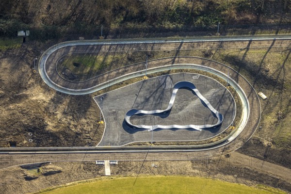 Aerial photo, pump track facility and wet sand running track at SportPark Mottbruch, sports park and leisure park, Brüsseler Straße, Brauck, Gladbeck, Ruhr area, North Rhine-Westphalia, Germany