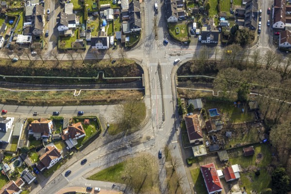 Aerial view, bridge Arenbergstraße over pipelines and railway line, road traffic, Rentfort, Gladbeck, Ruhr area, North Rhine-Westphalia, Germany