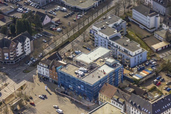 Aerial view, construction site with new residential and commercial building on Horster Straße market square, scaffolding and facade cladding, Gladbeck, Ruhr area, North Rhine-Westphalia, Germany