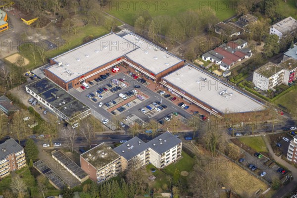 Aerial view, shopping centre Nahversorgungszentrum GZ-Nord with Rewe supermarket, Rossmann and Kodi, car parks, Rentfort, Gladbeck, Ruhr area, North Rhine-Westphalia, Germany