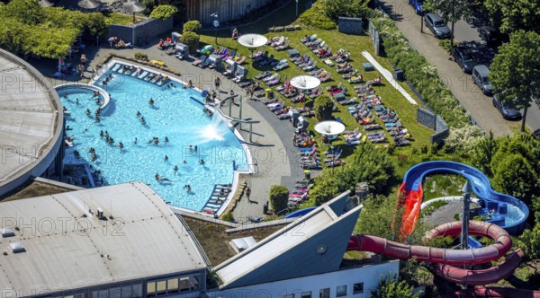 Aerial view, outdoor pool Maximare, saltwater pool, summer, Hamm-Mitte, bathers, sunbathers, Hamm, Ruhr area, North Rhine-Westphalia, Germany
