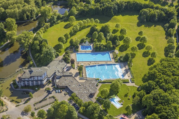 Aerial view, Selbachpark outdoor pool at Hotel Selbachpark, Pelkum district, Hamm, Ruhr area, North Rhine-Westphalia, Germany