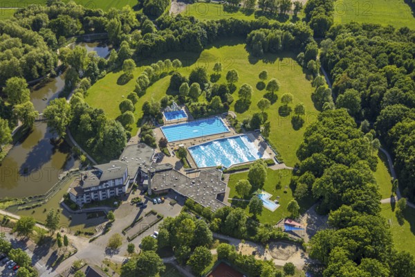 Aerial view, Selbachpark outdoor pool at Hotel Selbachpark, Pelkum district, Hamm, Ruhr area, North Rhine-Westphalia, Germany