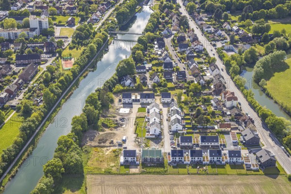 Aerial view, new development area for residential buildings Im Fuchswinkel on Lippestraße / Friedrichsfeld between the River Lippe and the Datteln-Hamm Canal, Uentrop, Hamm, Ruhr area, North Rhine-Westphalia, Germany