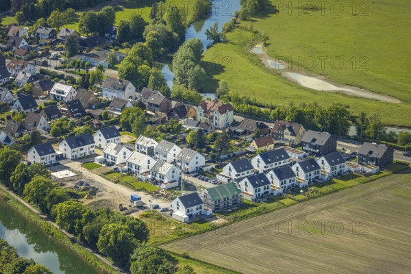 Aerial view, new development area for residential buildings Im Fuchswinkel on Lippestraße / Friedrichsfeld between the River Lippe and the Datteln-Hamm Canal, Uentrop, Hamm, Ruhr area, North Rhine-Westphalia, Germany