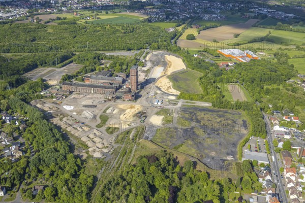 Aerial view, hammerhead tower on the Ost Heinrich Robert mine site, Pelkum district, Hamm, Ruhr area, North Rhine-Westphalia, Germany