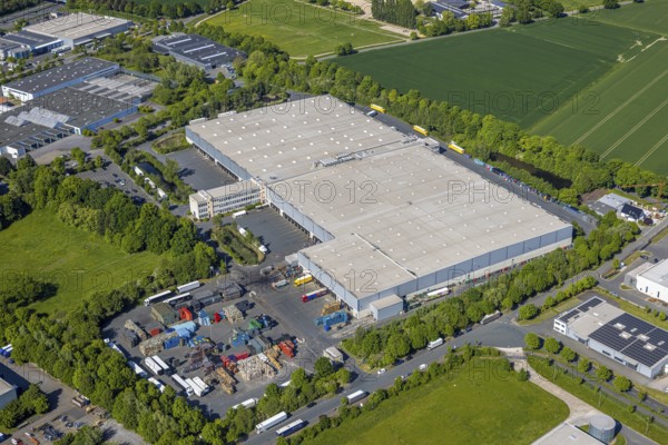 Aerial view, Netto warehouse in the Oberster Kamp industrial estate on the A2 motorway, Oberallener Weg, Rhynern district, Hamm, Ruhr area, North Rhine-Westphalia, Germany