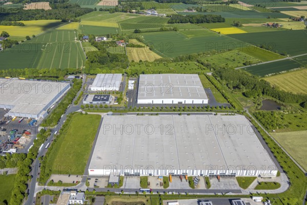 Aerial view, Hellweg Logistik and Delta Stahl in the Oberster Kamp industrial estate on the A2 motorway, Oberallener Weg, Rhynern district, Hamm, Ruhr area, North Rhine-Westphalia, Germany