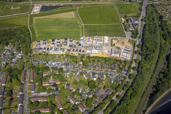 Aerial view, construction site and new housing estate WohnSiedlung Am Glückauf Park Hassel - Park des Wandels, Hassel, Gelsenkirchen, Ruhr area, North Rhine-Westphalia, Germany