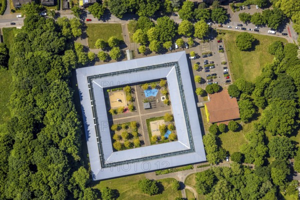 Aerial view, Löchterschule, LWL-Förderschule für körperliche und motorische Entwicklung, interior design with four areas, Buer, Gelsenkirchen, Ruhr area, North Rhine-Westphalia, Germany