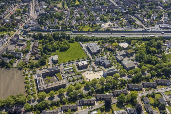 Aerial view, Schloss Berge office park with Gelsenkirchen tax office, Ludwig-Erhard-Straße industrial estate, Erle, Gelsenkirchen, Ruhr area, North Rhine-Westphalia, Germany
