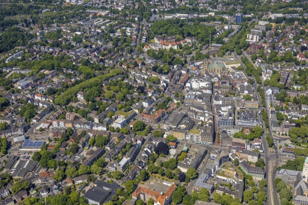 Aerial view, City centre Gelsenkirchen-Buer Hochstraße with cathedral catholic provost church St. Urbanus, Buer, Gelsenkirchen, Ruhr area, North Rhine-Westphalia, Germany