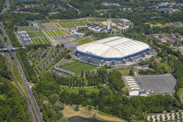 Aerial view, Berger Feld, Schalke Arena Park with Veltins Arena football stadium, Erle, Gelsenkirchen, Ruhr area, North Rhine-Westphalia, Germany