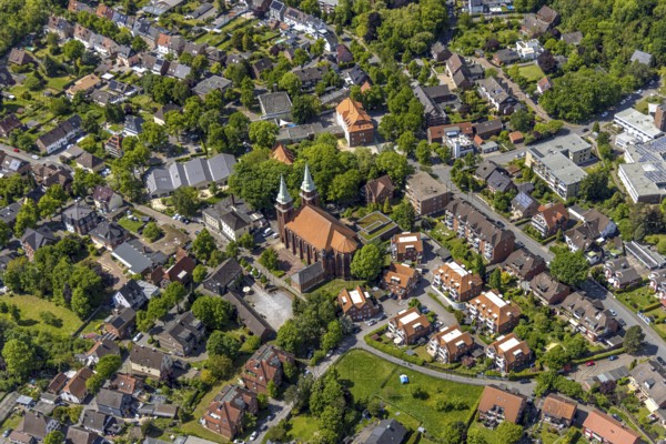 Aerial view, residential area with St. Stephanus church, St. Stephanus retirement home, Heessen district, Hamm, Ruhr area, North Rhine-Westphalia, Germany