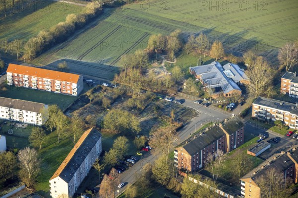 Aerial view, Heilig Kreuz catholic kindergarten, Herringen district, Hamm, Ruhr area, North Rhine-Westphalia, Germany