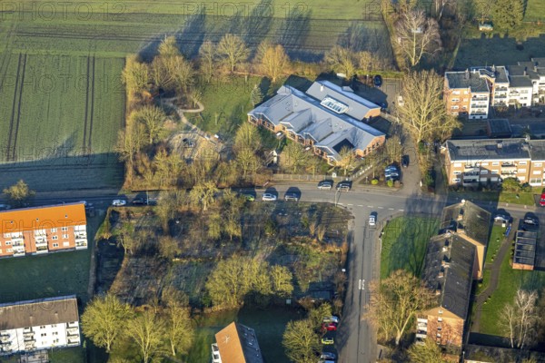 Aerial view, Heilig Kreuz catholic kindergarten, Herringen district, Hamm, Ruhr area, North Rhine-Westphalia, Germany