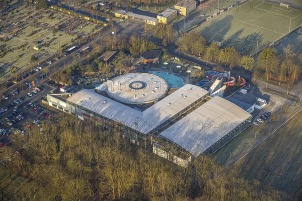 Aerial view, Maximare adventure pool with indoor and outdoor pools, slides, aqua fitness facilities, saunas and treatments, East, Hamm, Ruhr area, North Rhine-Westphalia, Germany