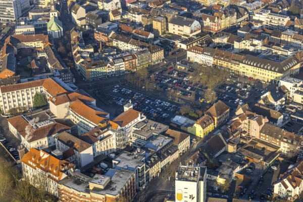 Aerial view, Santa-Monica-Platz car park, Königstraße car park with residential and commercial buildings, Haus Vorschulze event venue, Mitte, Hammer Meile, Hotel Stadt Hamm, Pirats Club, Hamm, Ruhr area, North Rhine-Westphalia, Germany