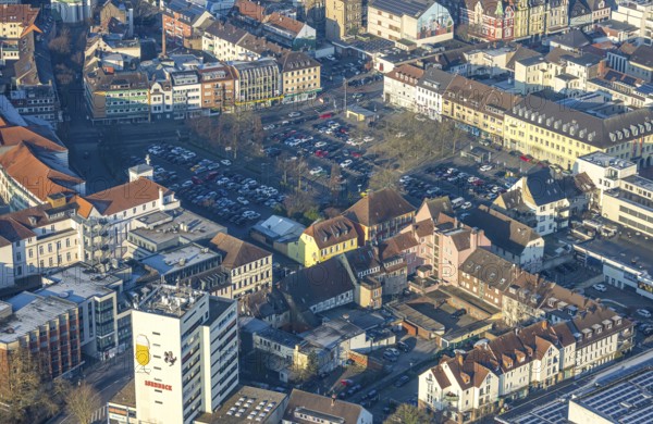 Aerial view, Santa-Monica-Platz car park, Königstraße car park with residential and commercial buildings, Haus Vorschulze event venue, Mitte, Hammer Meile, Hotel Stadt Hamm, Pirats Club, Hamm, Ruhr area, North Rhine-Westphalia, Germany