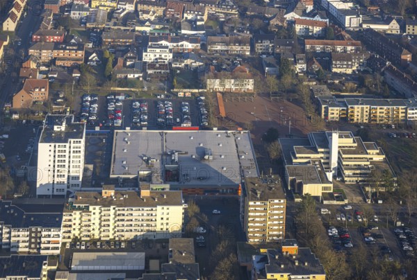 Aerial view, Höveler Markt market square and terraced town hall citizens' office, on the left the Rathaus-Center shopping centre, residential area with high-rise buildings, Bockum-Hövel, Hamm, Ruhr area, North Rhine-Westphalia, Germany