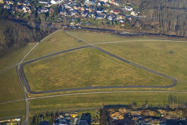 Aerial view, Radbod road bike and roller sports training track, part of the Lippe Park, former Radbod colliery, Bockum-Hövel, Hamm, Ruhr area, North Rhine-Westphalia, Germany