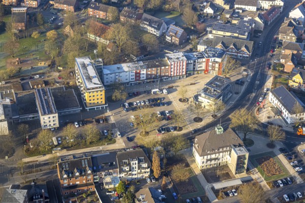 Aerial view, Heessener Markt, residential and commercial buildings on Amtsstraße, car parks, Heessen district, Hamm, Ruhr area, North Rhine-Westphalia, Germany