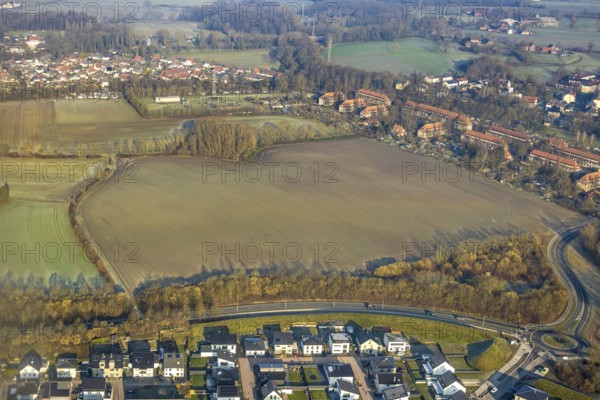 Aerial view, meadow area north of Sachsenring to Vogelsang, roundabout, district of Heessen, Hamm, Ruhr area, North Rhine-Westphalia, Germany