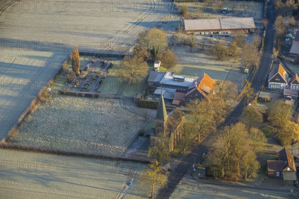 Aerial view, St Joseph's Catholic Church and cemetery, St Hubertus Schützenbruderschaft Süddinker 1826 e.V., Rhynern district, Hamm, Ruhr area, North Rhine-Westphalia, Germany