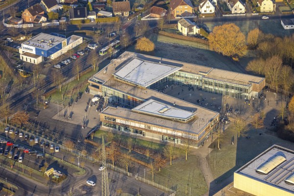 Aerial view, Konrad-Adenauer Realschule and pupils in the schoolyard, Rhynern district, Hamm, Ruhr area, North Rhine-Westphalia, Germany