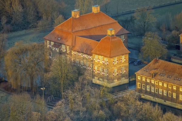 Aerial view, Schloss Oberwerries moated castle in the Lippe floodplains, educational centre and meeting place, Heessen district, Hamm, Ruhr area, North Rhine-Westphalia, Germany