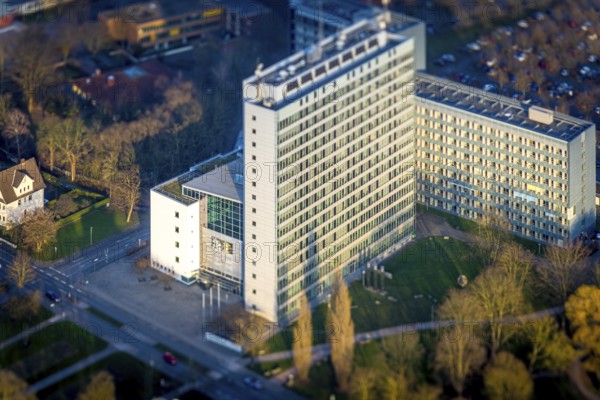 ATTENTION Photos with partial blurring created by tilt technique on the lens side, aerial view, Hamm Higher Regional Court high-rise building, centre, Hamm, Ruhr area, North Rhine-Westphalia, Germany