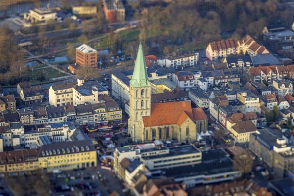 ATTENTION Photos with partial blurring created by tilt technique on the lens side, aerial view, St. Paul's Church with Christmas market in the city centre, Mitte, Hamm, Ruhr area, North Rhine-Westphalia, Germany