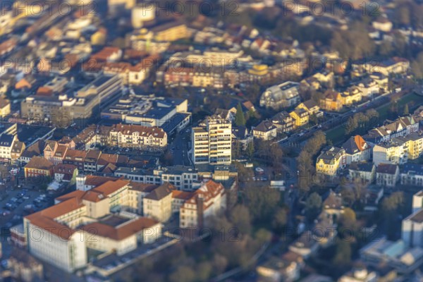 ATTENTION Photos with partial blurring created by tilt technique on the lens side, aerial view, city centre with university building high-rise Ostenwall, in front the St. Marien-Hospital Hamm, centre, Hamm, Ruhr area, North Rhine-Westphalia, Germany